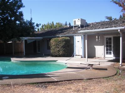 1425 West Flora Avenue Reedley, CA 93654 - Photo 43 of 48 Inground pool, 2 patios.