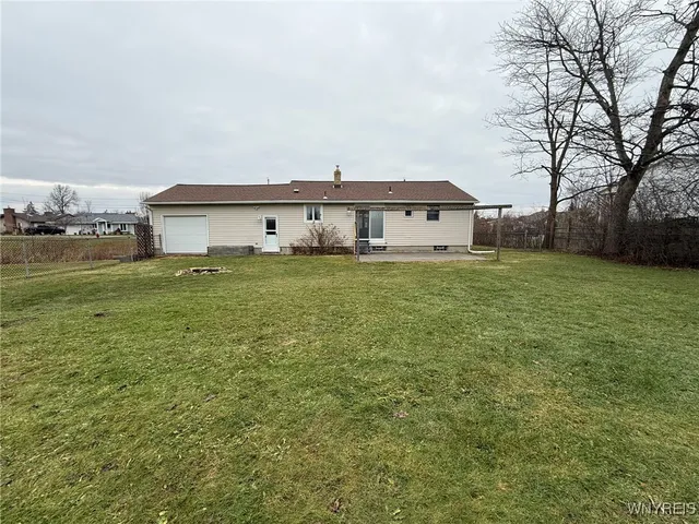 $2,200 | 6 Towerwood Road, Grand Island, NY 14072