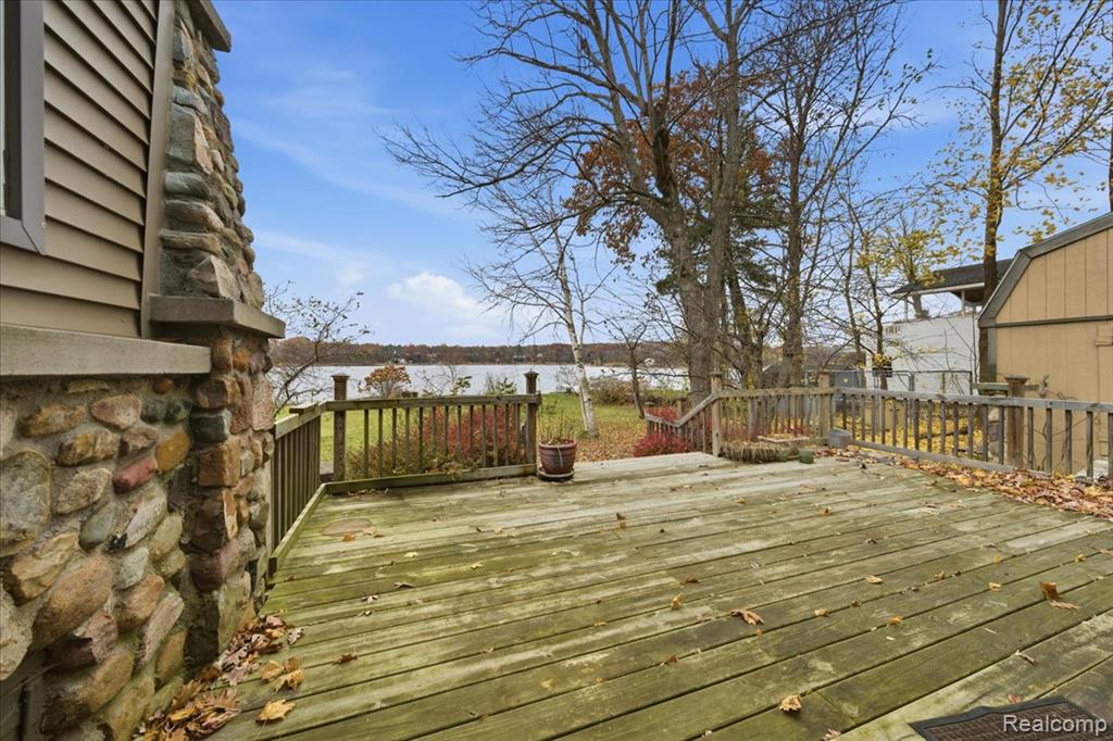 5896 Silver Birch Road Ortonville, MI 48462 - Photo 49 of 76