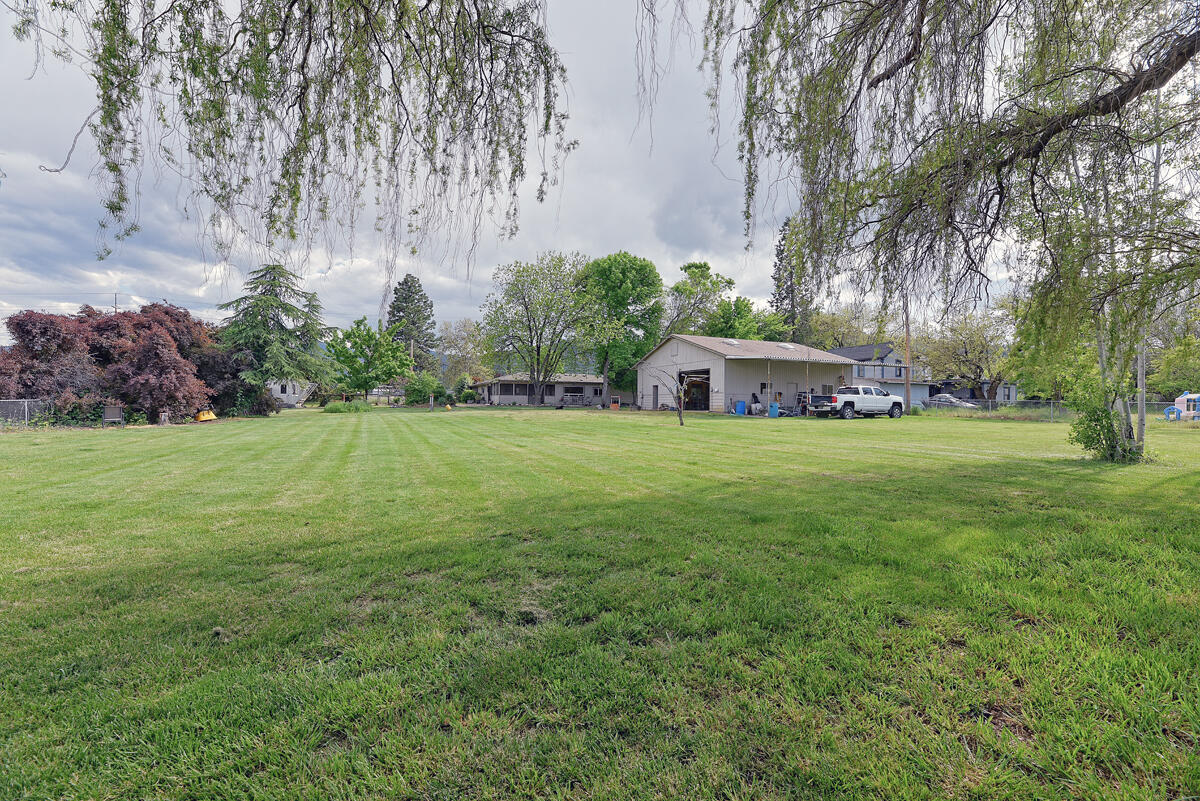2836 South Stage Road Medford, OR 97501 - Photo 27 of 29 DSC_1273