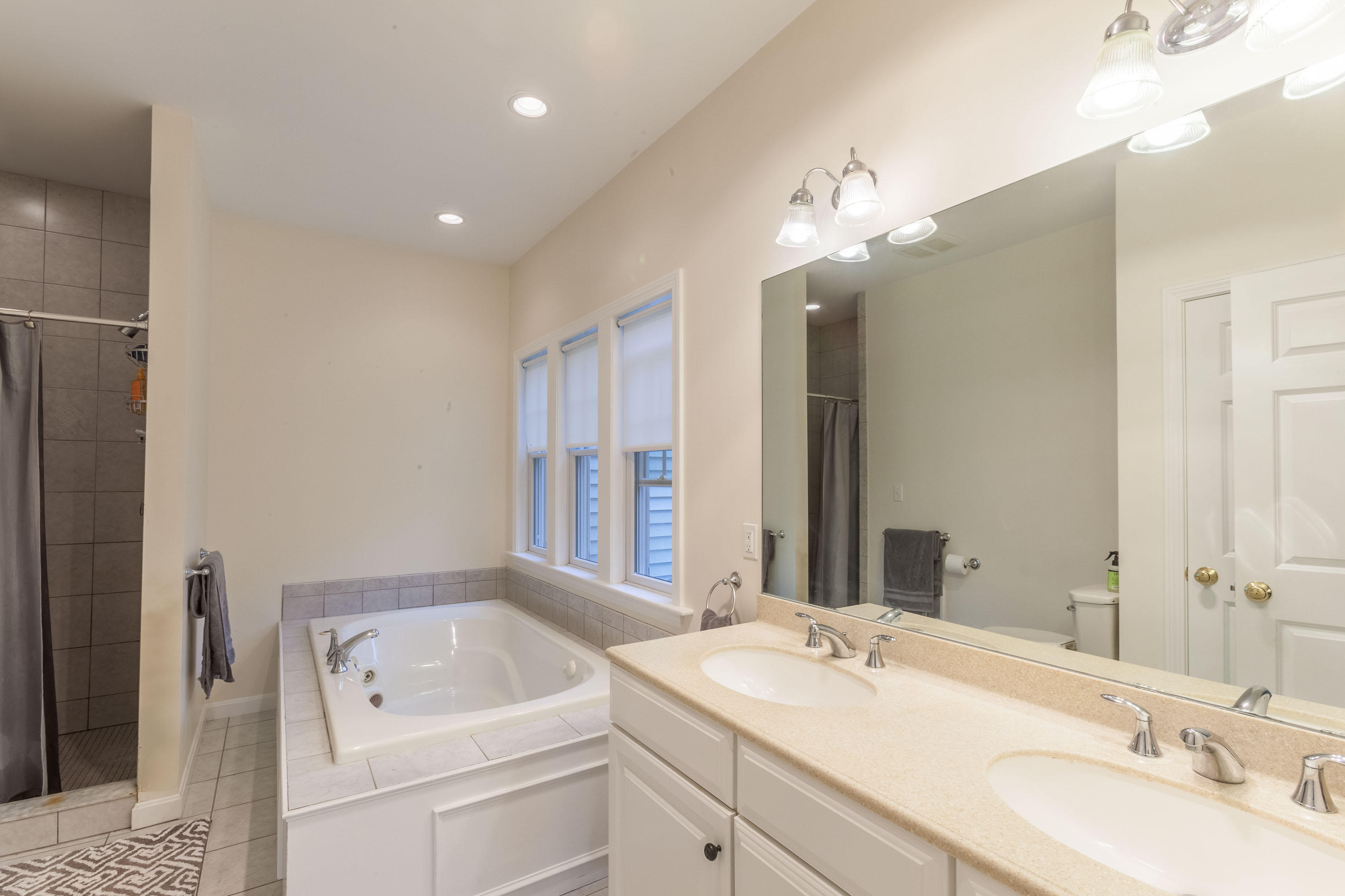 10 Old Cape Road Kennebunkport, ME 04046 - Photo 18 of 26 Master bath