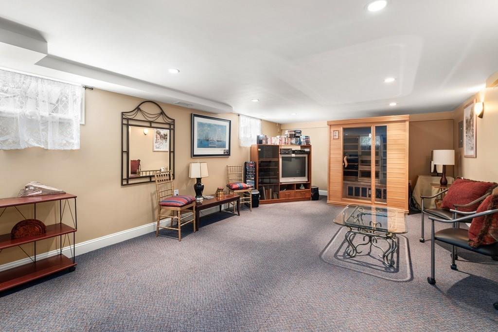 50 Avon Road Wellesley, MA 02482 - Photo 16 of 22