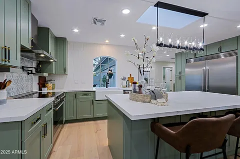 $1,850,000 | 18 West Kaler Drive, Phoenix, AZ 85021