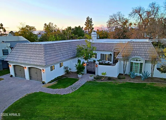 $1,795,000 | 18 West Kaler Drive, Phoenix, AZ 85021