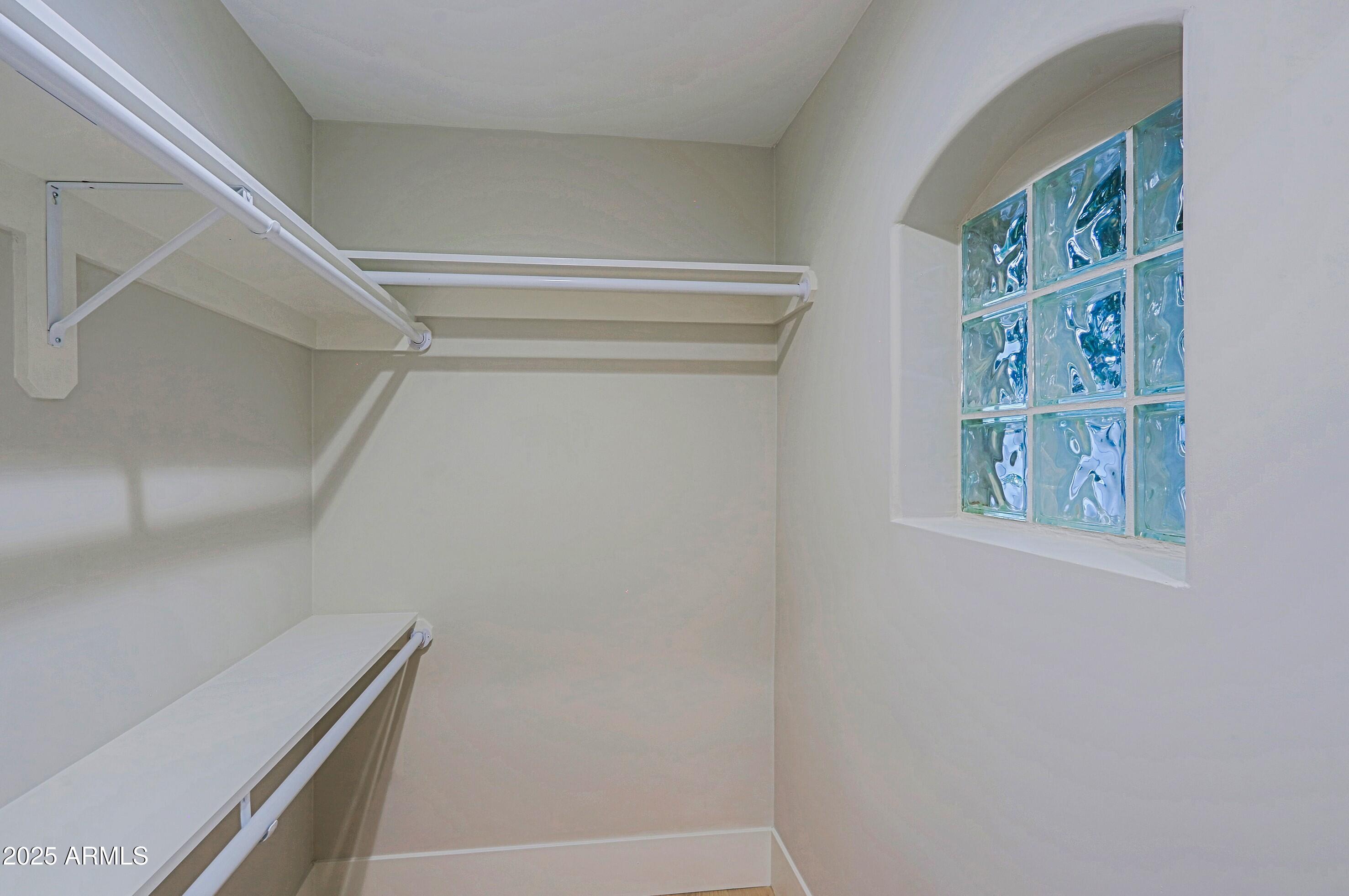 18 West Kaler Drive Phoenix, AZ 85021 - Photo 48 of 77 Guest bedroom walk in