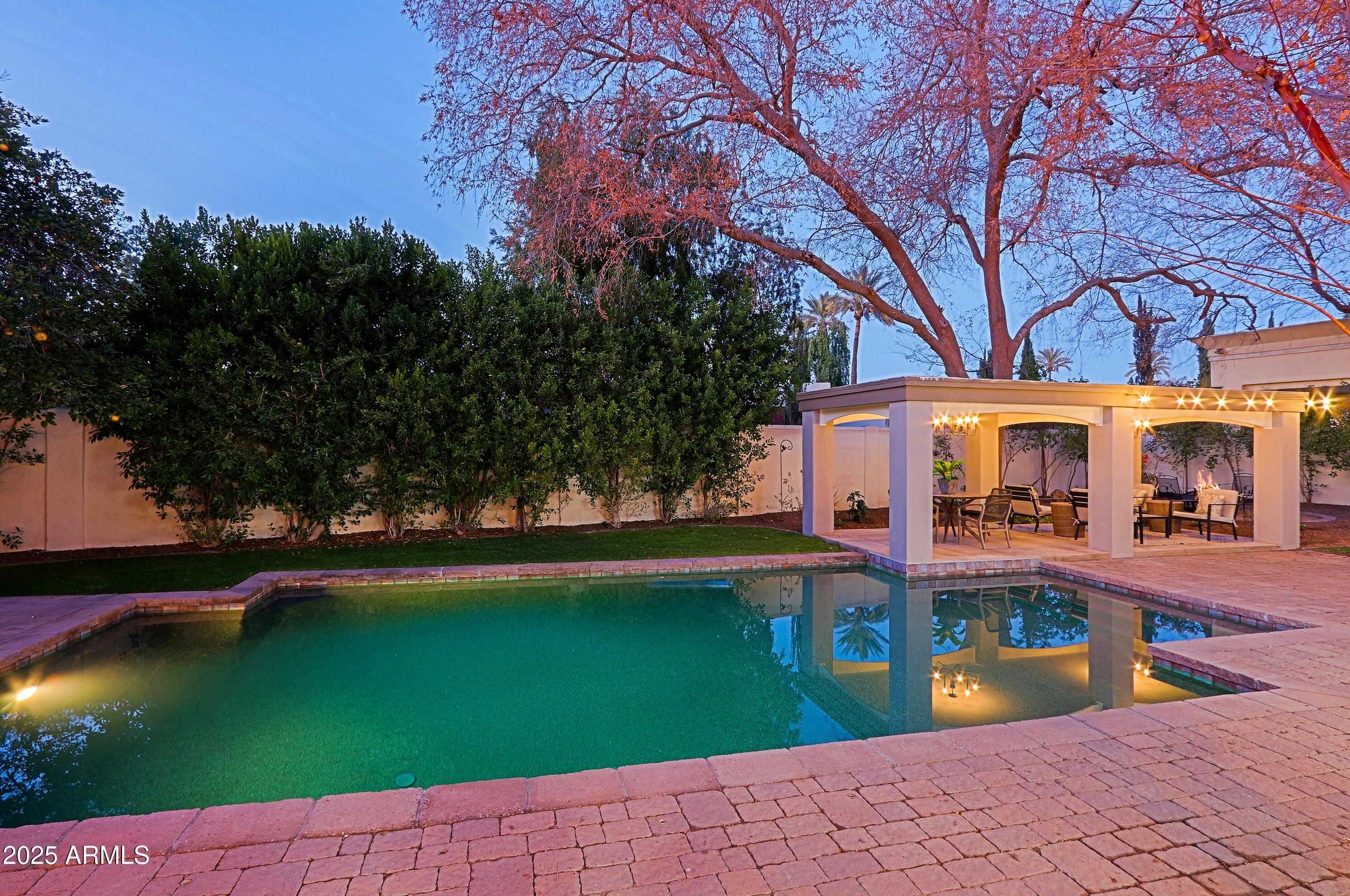 18 West Kaler Drive Phoenix, AZ 85021 - Photo 64 of 77 pool