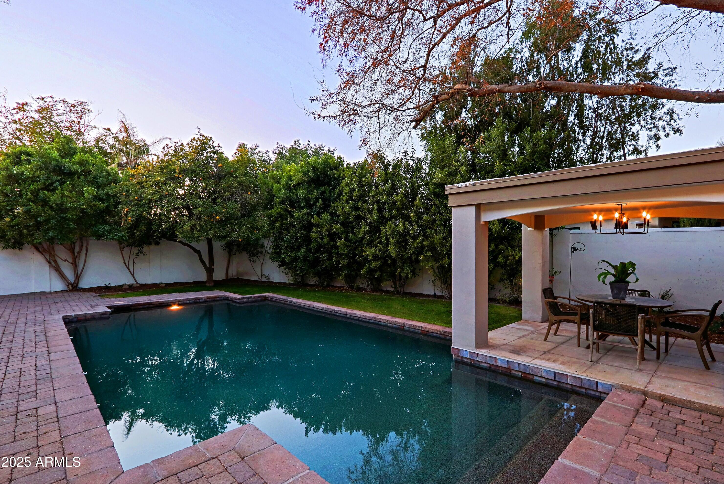 18 West Kaler Drive Phoenix, AZ 85021 - Photo 67 of 77 Backyard