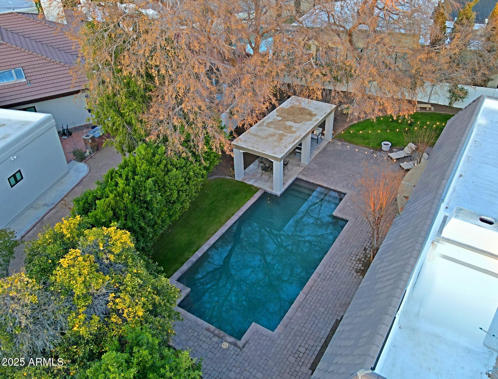 18 West Kaler Drive Phoenix, AZ 85021 - Photo 75 of 77 Pool aerial