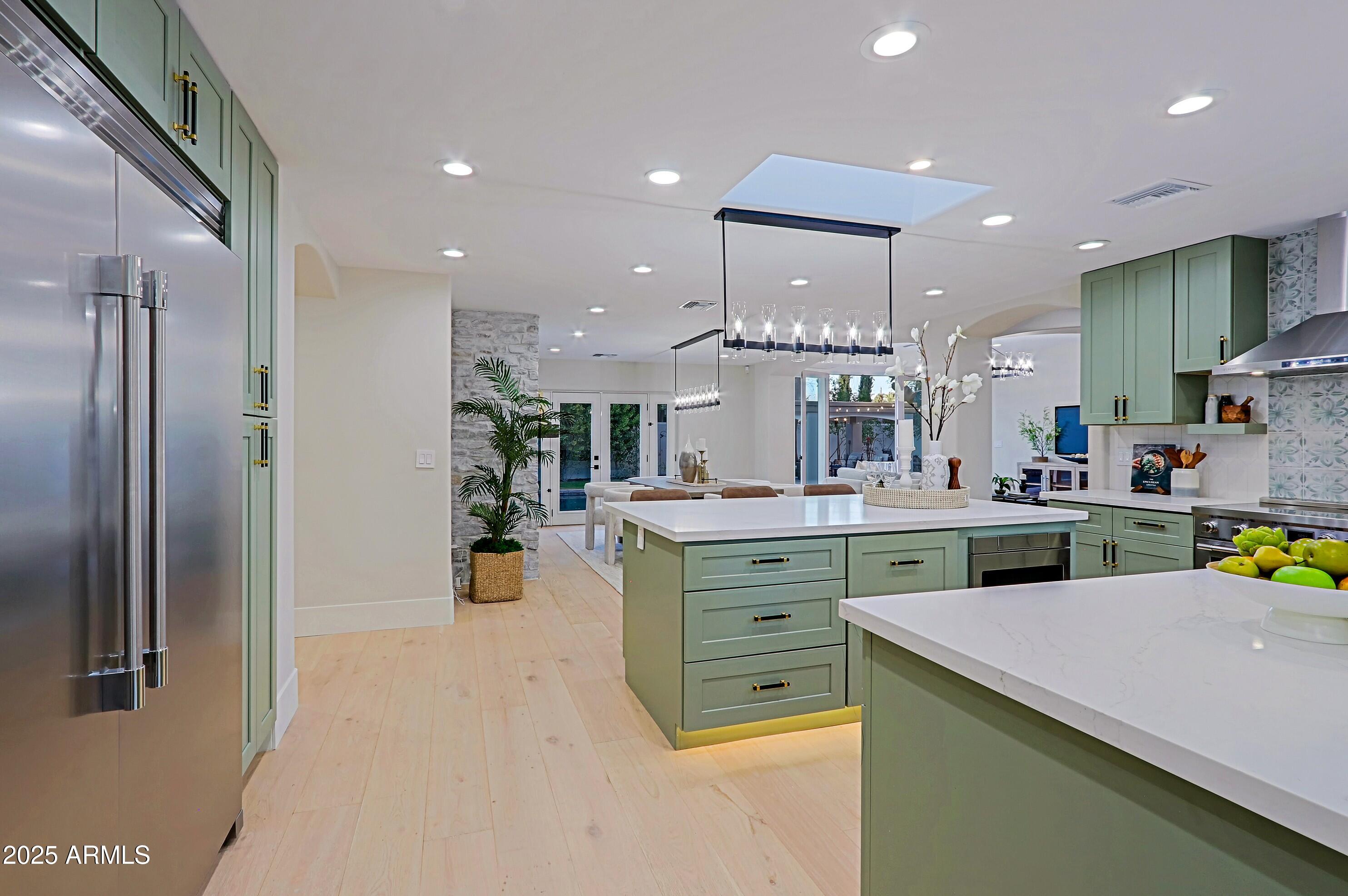 18 West Kaler Drive Phoenix, AZ 85021 - Photo 10 of 77 Built in refrigerator