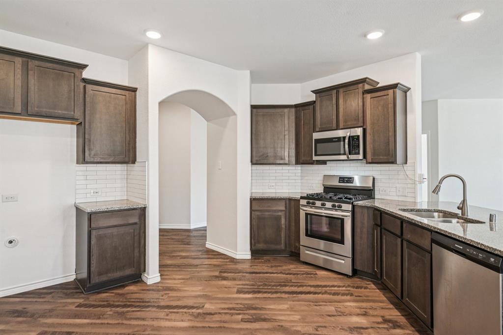 609 Bassett Hall Road Fate, TX 75189 - Photo 7 of 33