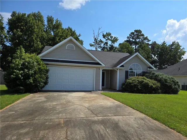 $221,000 | 1770 Live Oak Lane, Hampton, GA 30228