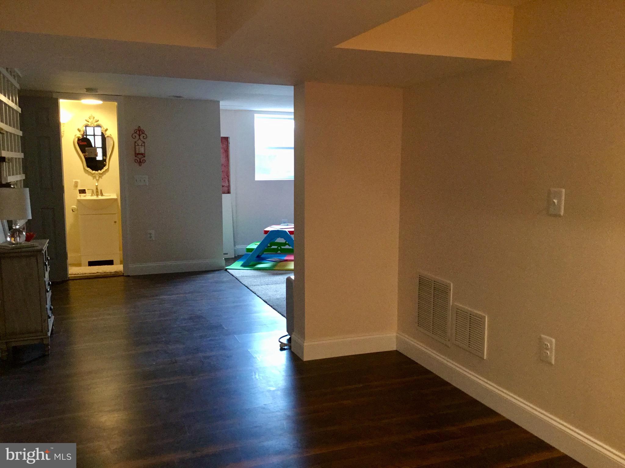 1017 Reverdy Road Baltimore, MD 21212 - Photo 17 of 45