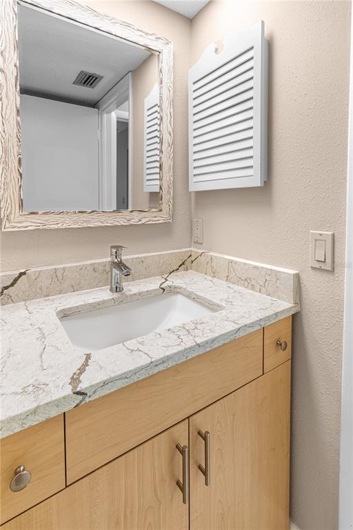 1929 Valencia Way Clearwater, FL 33764 - Photo 36 of 56