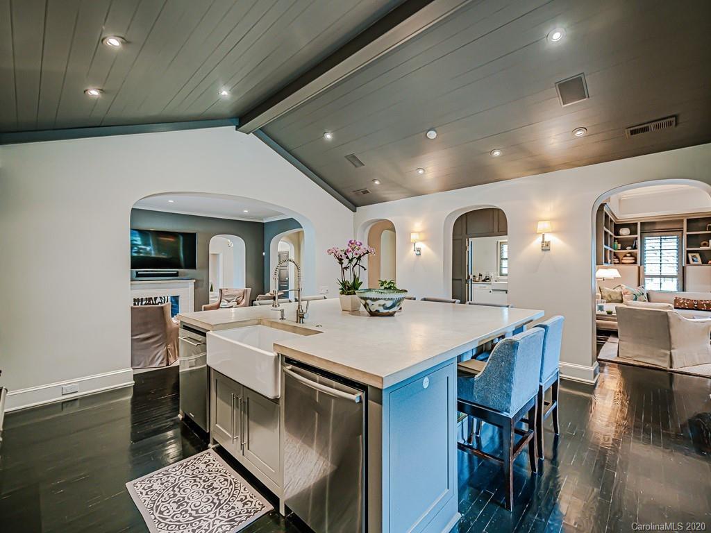3429 Sharon Road Charlotte, NC 28211 - Photo 15 of 48 a view of a dining room with furniture and wooden floor