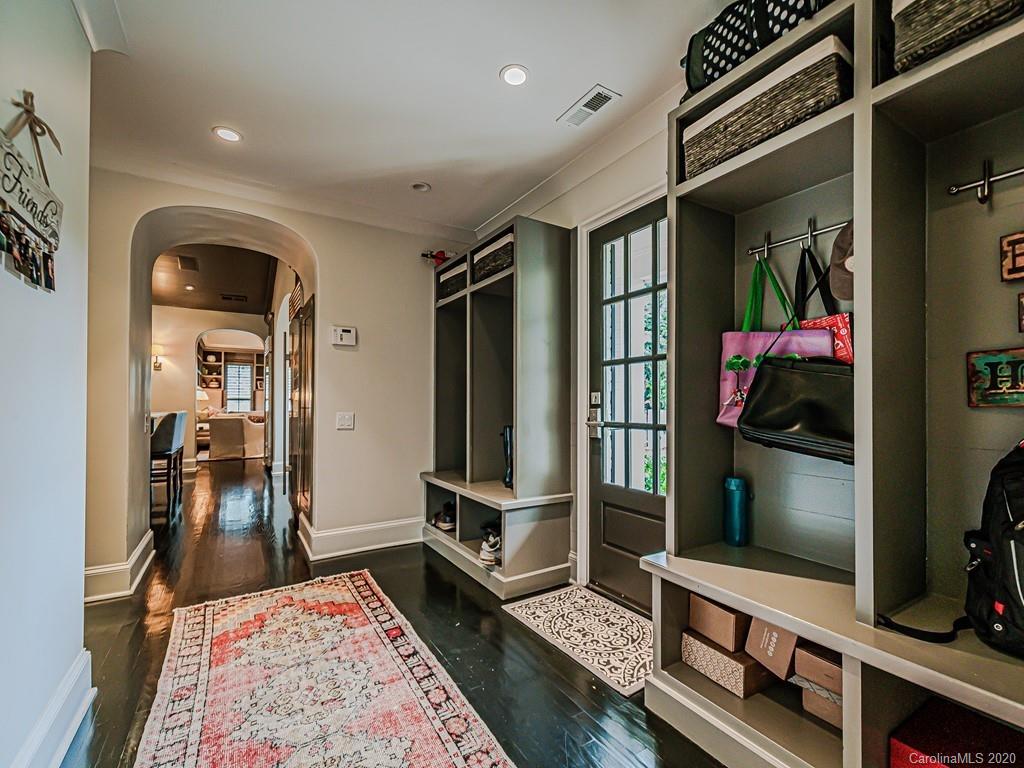 3429 Sharon Road Charlotte, NC 28211 - Photo 43 of 48 a hallway with a baby crib
