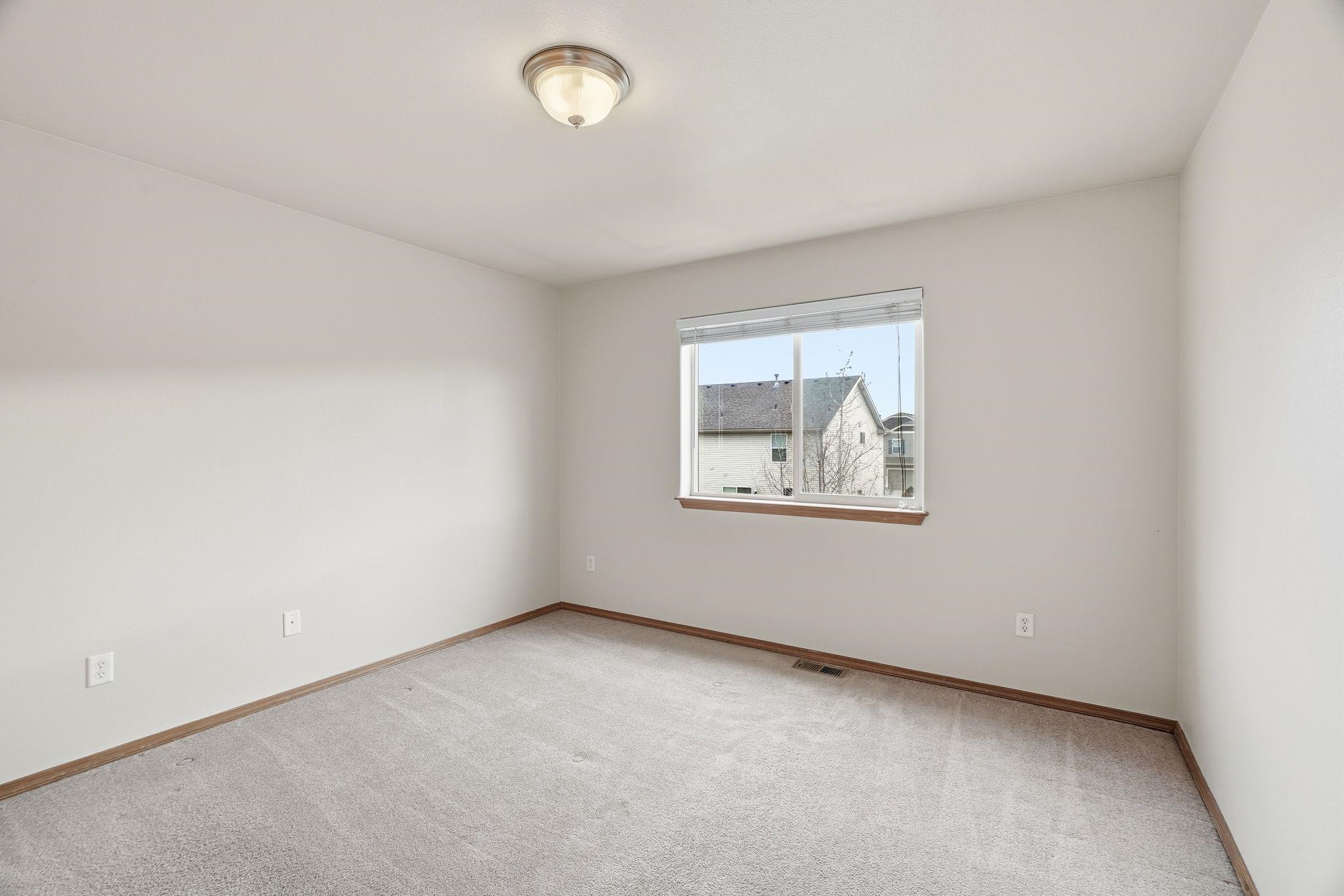 1623 West Tieton Avenue Spokane, WA 99208 - Photo 12 of 31