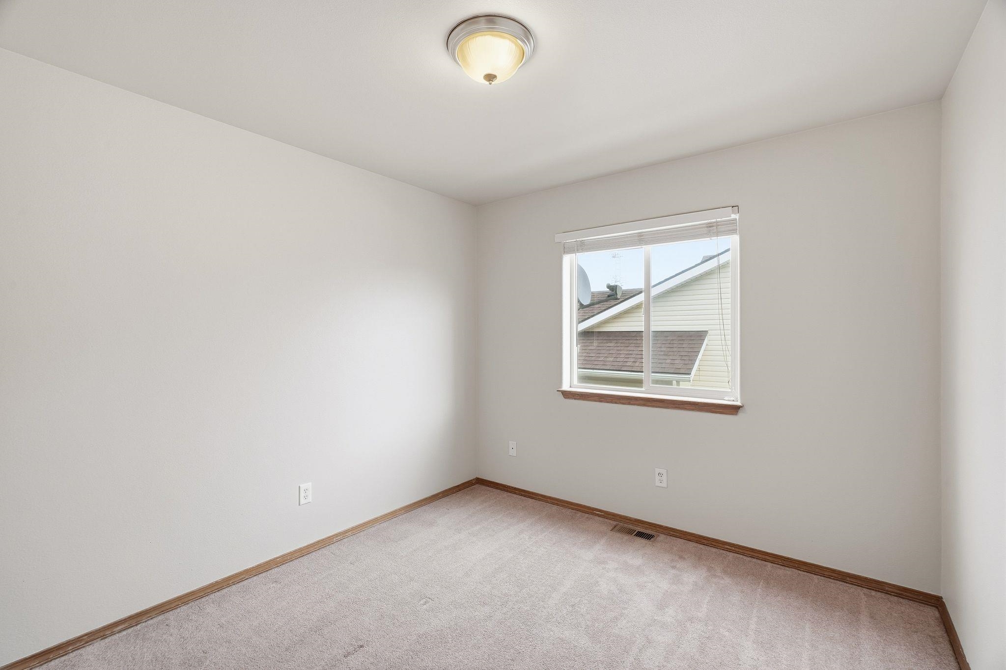 1623 West Tieton Avenue Spokane, WA 99208 - Photo 15 of 31