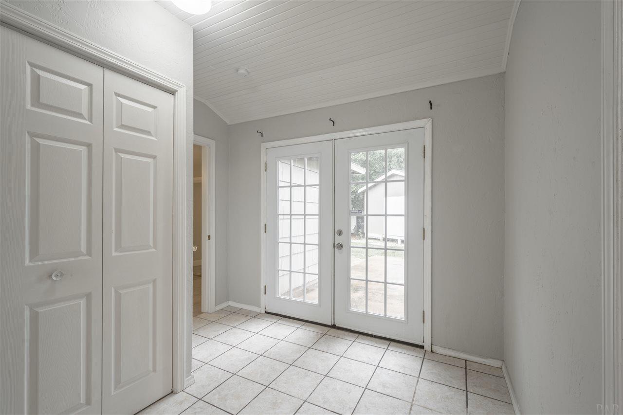 1000 Rue Max Street Pensacola, FL 32507 - Photo 3 of 32 Gallery Image 3