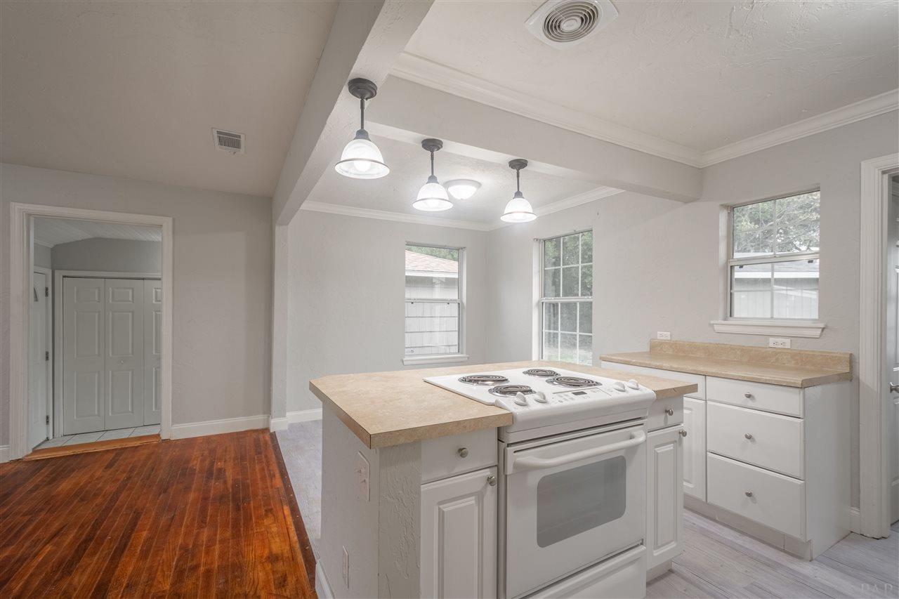 1000 Rue Max Street Pensacola, FL 32507 - Photo 10 of 32 Gallery Image 10