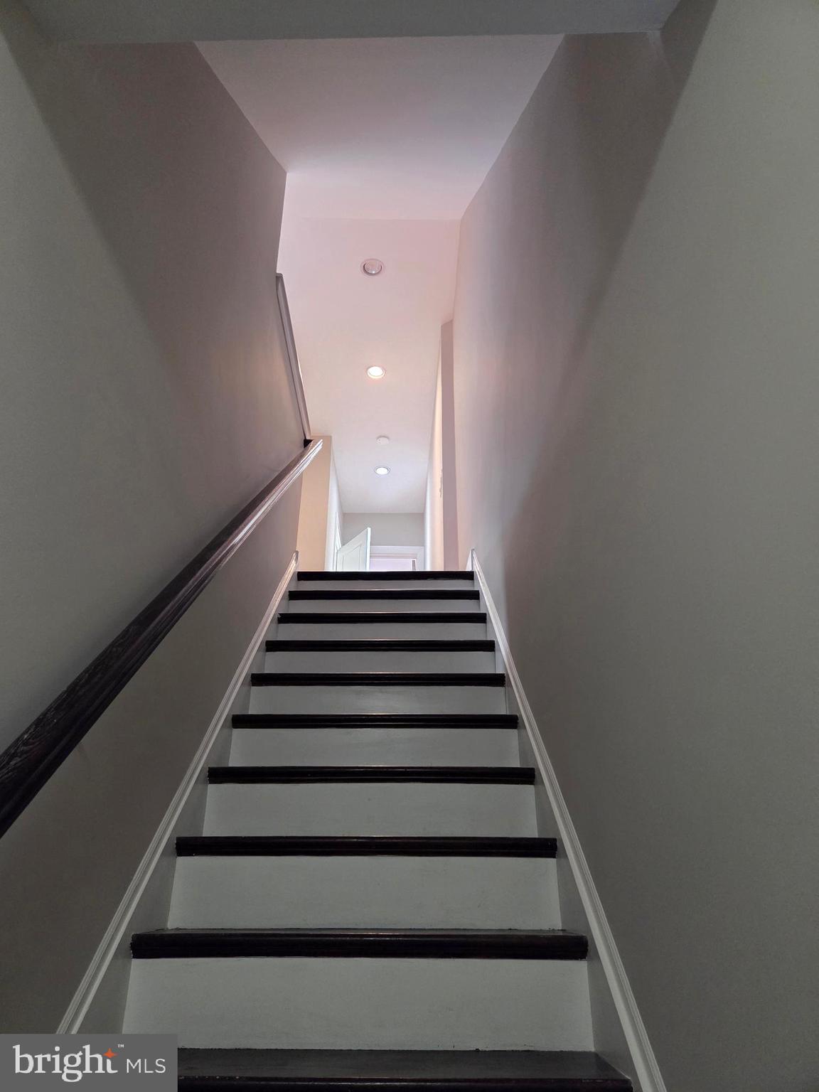 1603 Ellsworth Street, Unit B Philadelphia, PA 19146 - Photo 4 of 43 a view of entryway