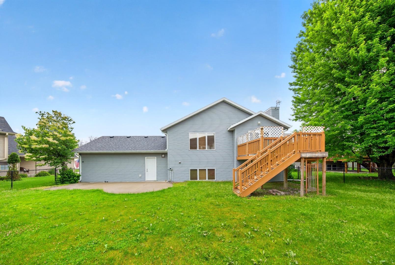 1734 Juniper Lane Southwest Rochester, MN 55902 - Photo 4 of 9