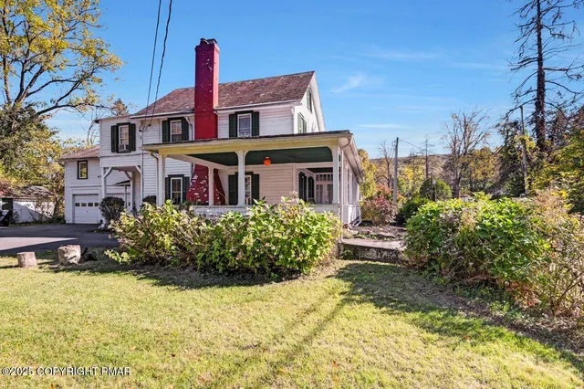 $399,900 | 111 Worthington Street, East Stroudsburg, PA 18301