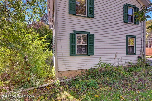 $399,900 | 111 Worthington Street, East Stroudsburg, PA 18301