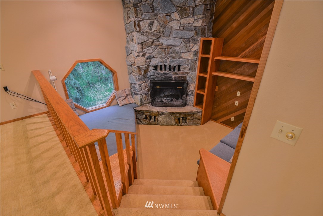 3046 North Shore Road Bellingham, WA 98226 - Photo 17 of 24 Gallery Image 17