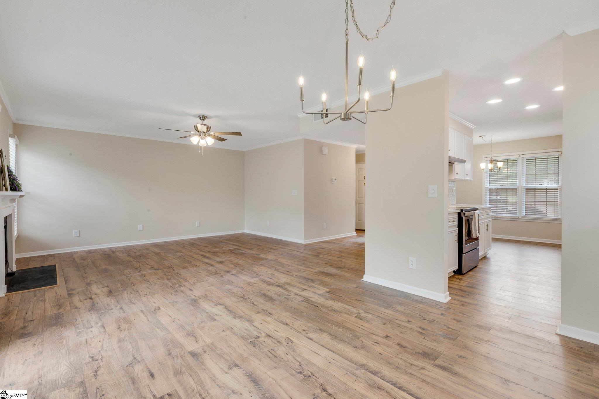 2001 Pelham Road, Unit 16 Greenville, SC 29615 - Photo 12 of 40