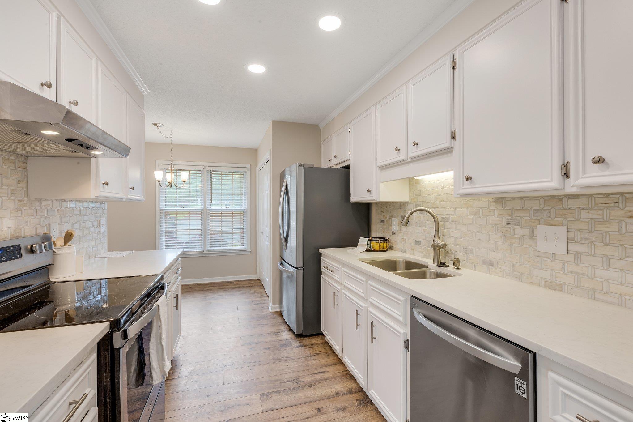 2001 Pelham Road, Unit 16 Greenville, SC 29615 - Photo 14 of 40