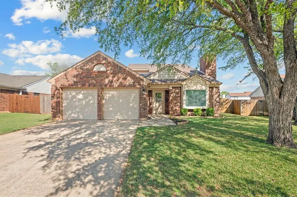 $450,000 | 2621 Bayberry Lane, Euless, TX 76039