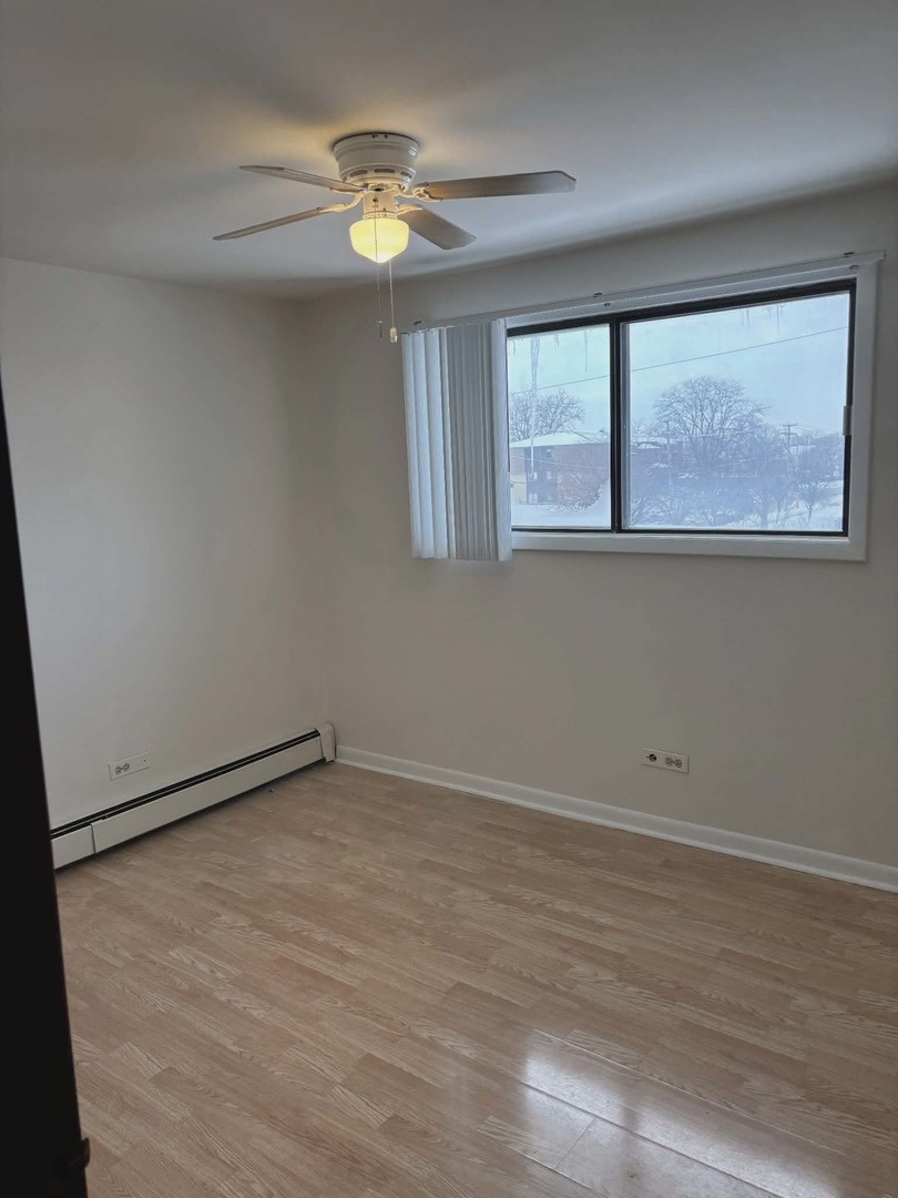 200 Madison Street, Unit 3B Joliet, IL 60435 - Photo 3 of 5