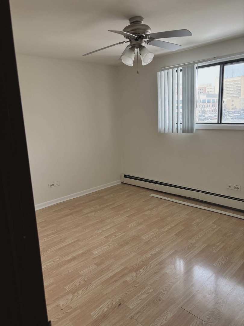 200 Madison Street, Unit 3B Joliet, IL 60435 - Photo 4 of 5