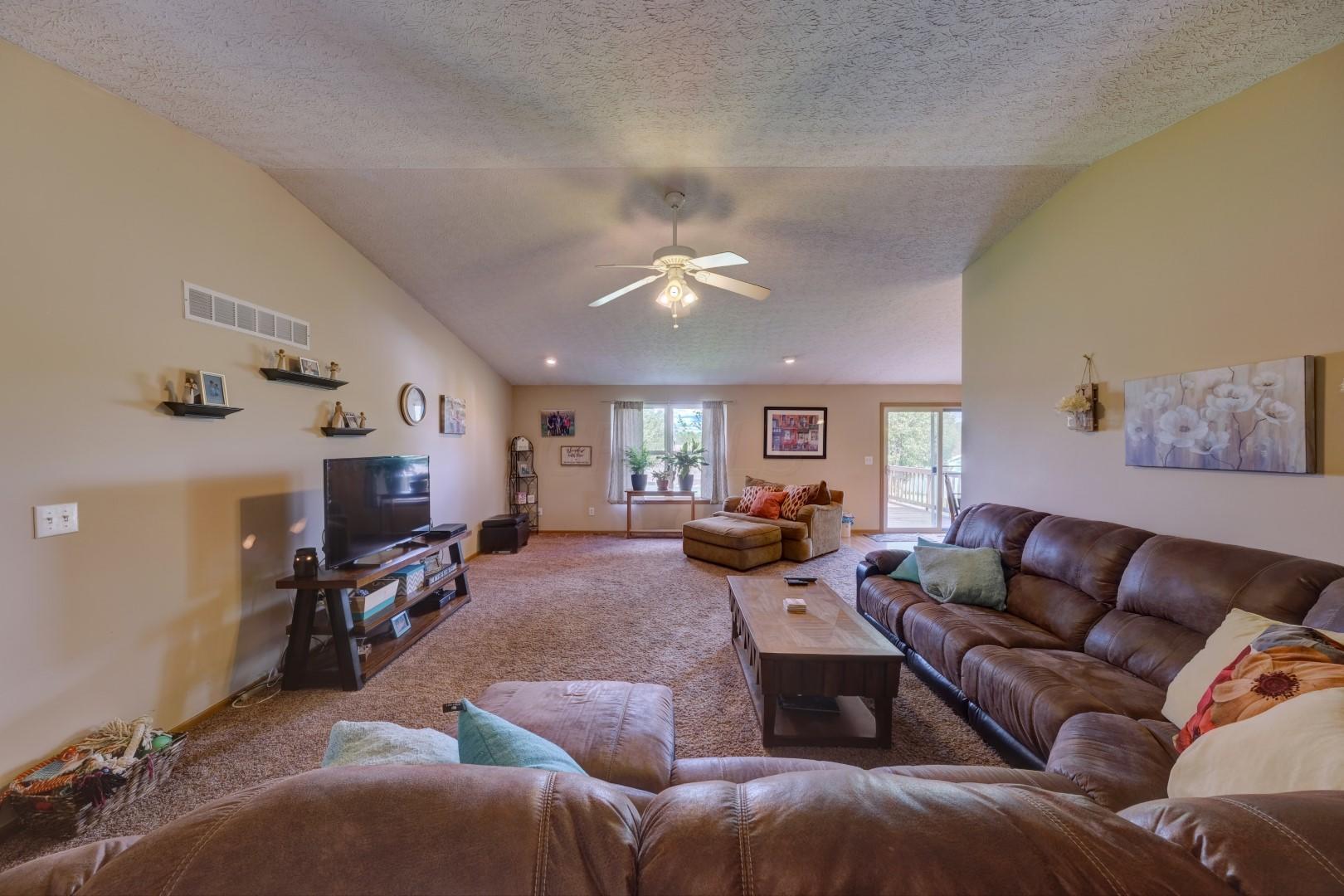 2984 Gooding Road Marion, OH 43302 - Photo 7 of 37 Gallery Image 7
