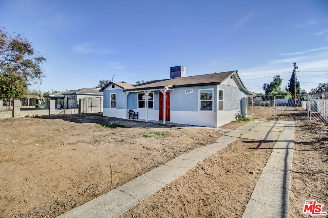 9676 Webb Street Riverside, CA 92509 - Photo 2 of 13 Gallery Image 2