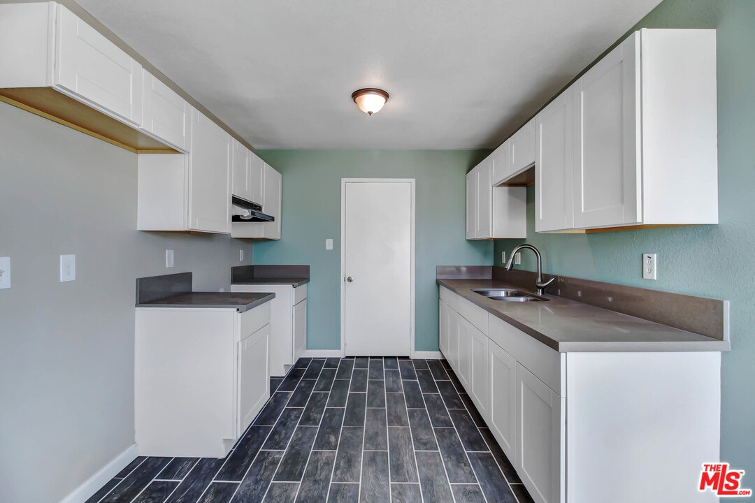 9676 Webb Street Riverside, CA 92509 - Photo 8 of 13 Gallery Image 8