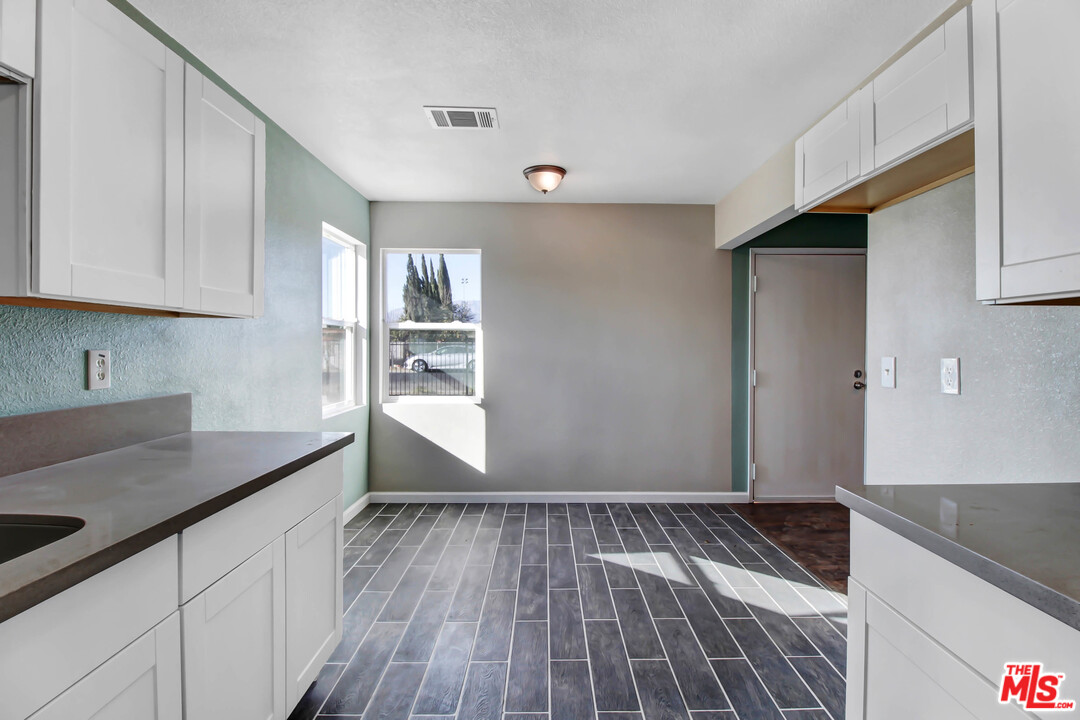 9676 Webb Street Riverside, CA 92509 - Photo 9 of 13 Gallery Image 9
