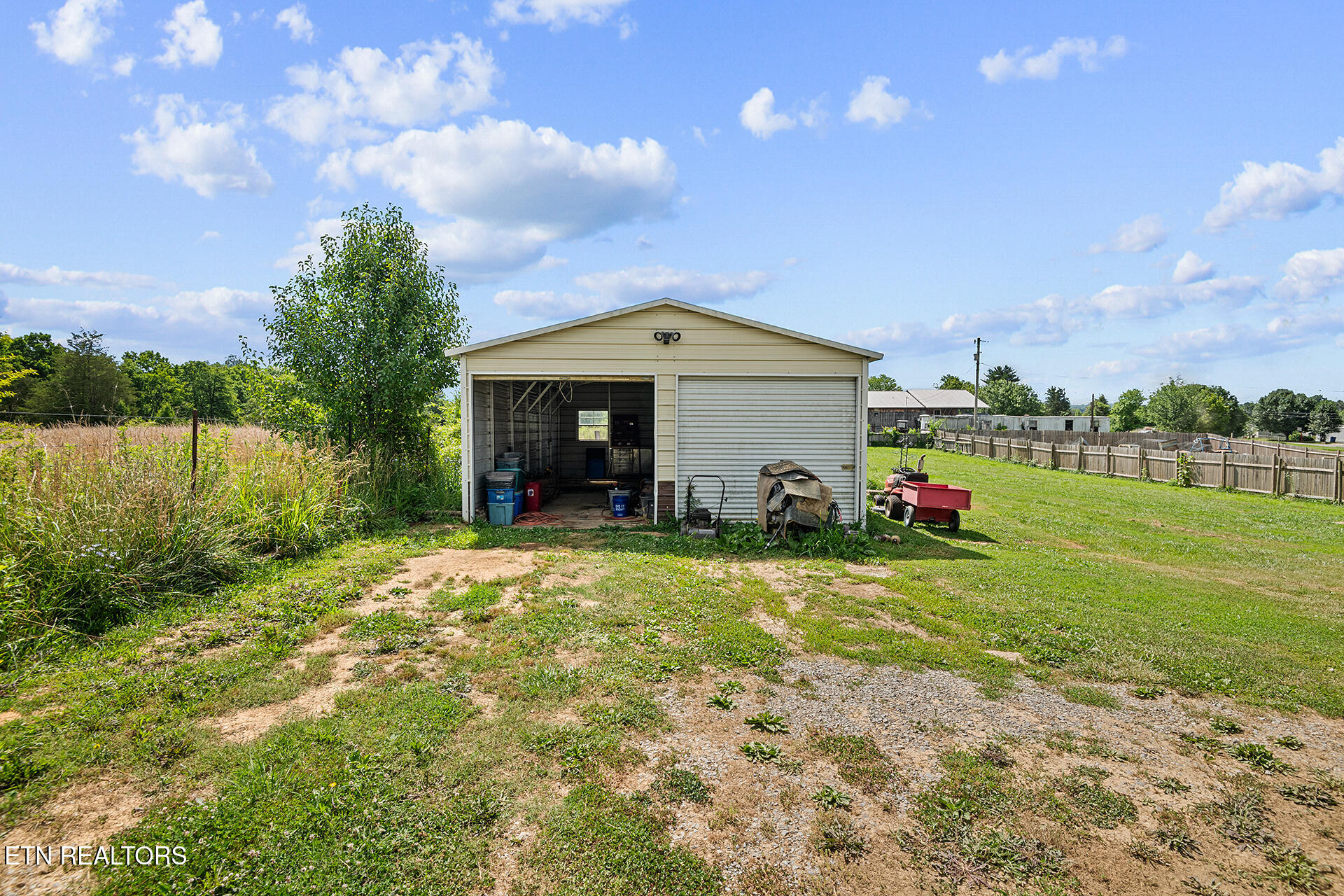 42 Wisecarver Road Mosheim, TN 37818 - Photo 6 of 17 42 Wisecarver Road Mosheim TN_007