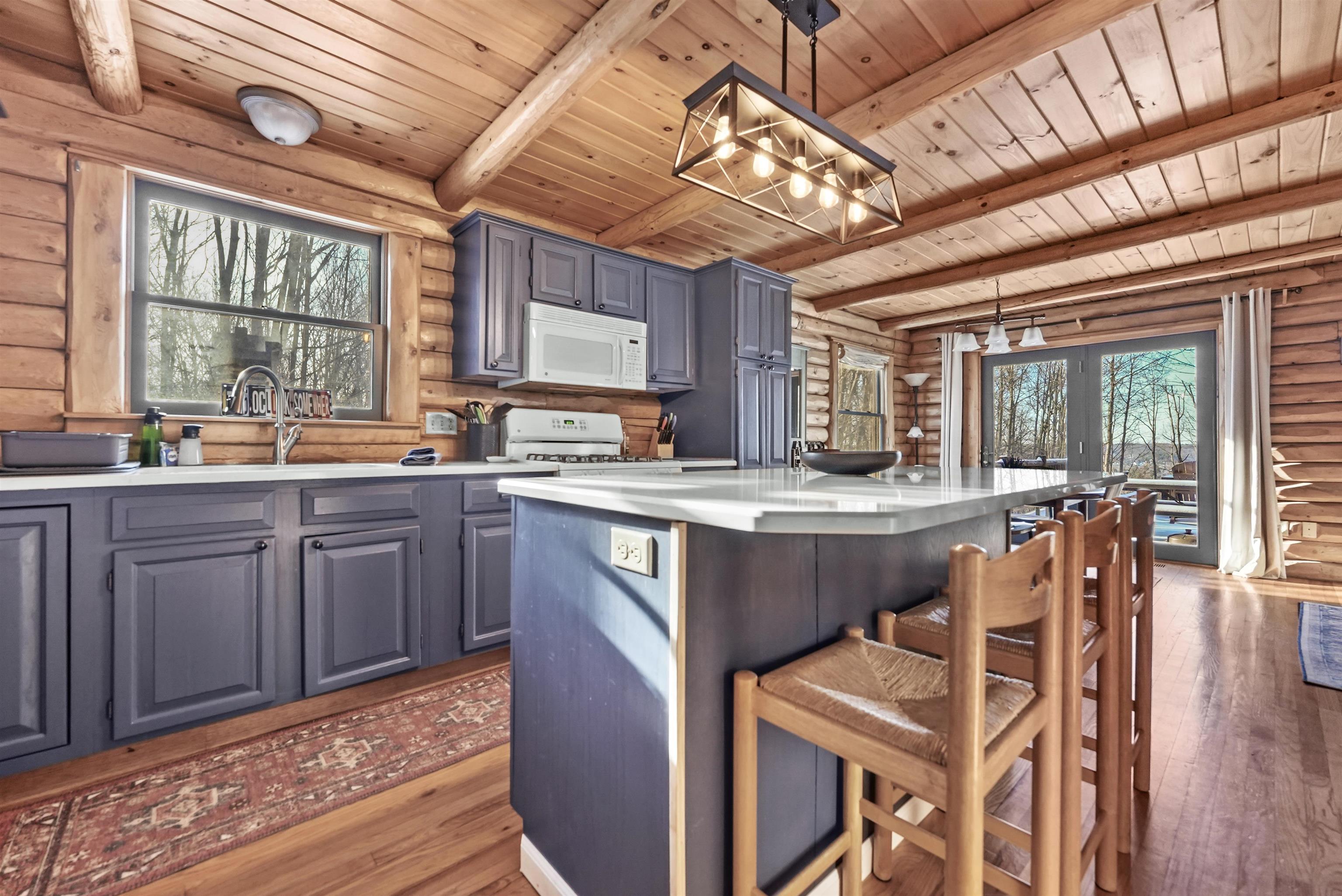 1054 Edenhill Road Beulah, MI 49617 - Photo 14 of 54