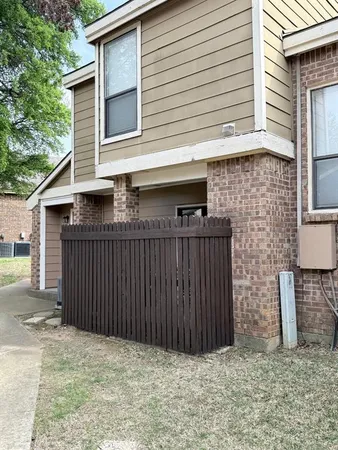 $150,000 | 2103 Park Willow Lane, Unit A, Arlington, TX 76011