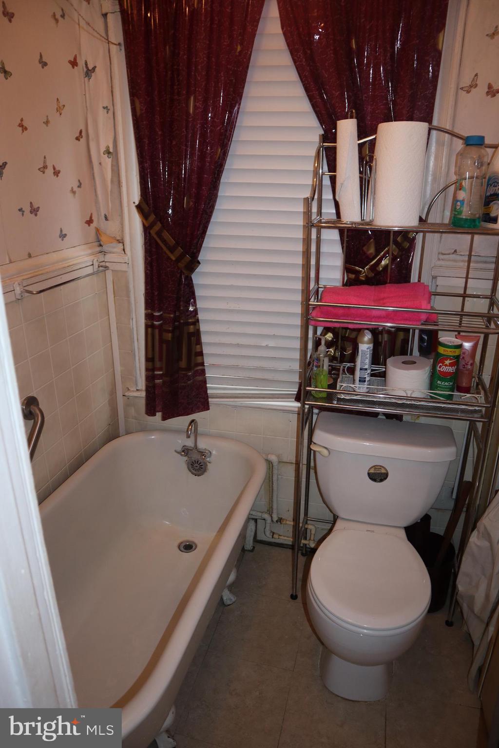 1111 C Street Northeast Washington, DC 20002 - Photo 10 of 18