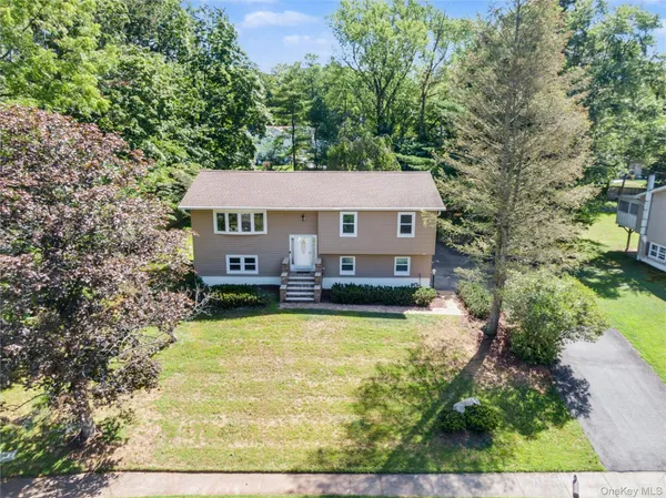 $849,000 | 10 Headden Drive, Spring Valley, NY 10977