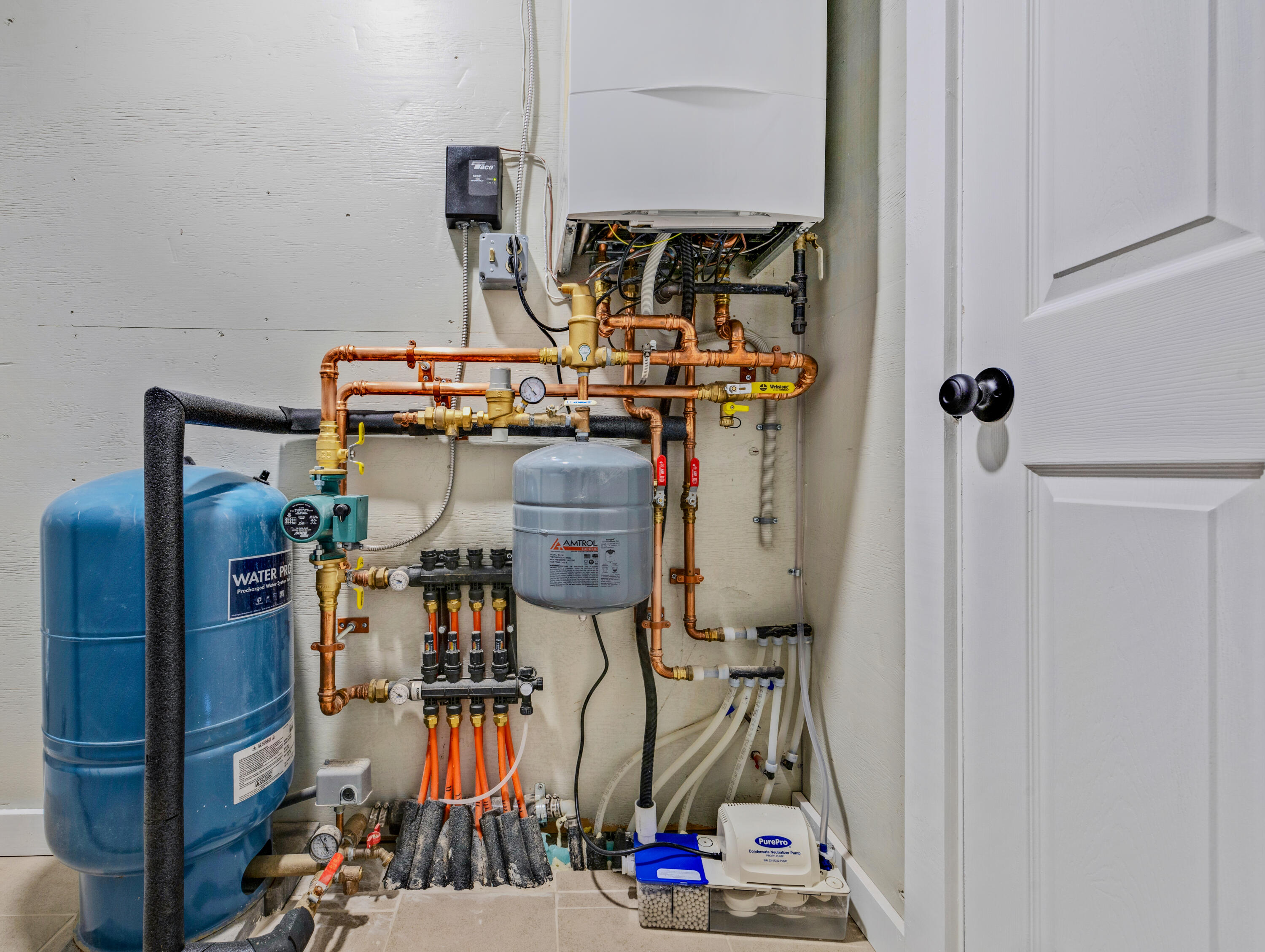 618 Airline Road Amherst, ME 04605 - Photo 17 of 28 Utility Room