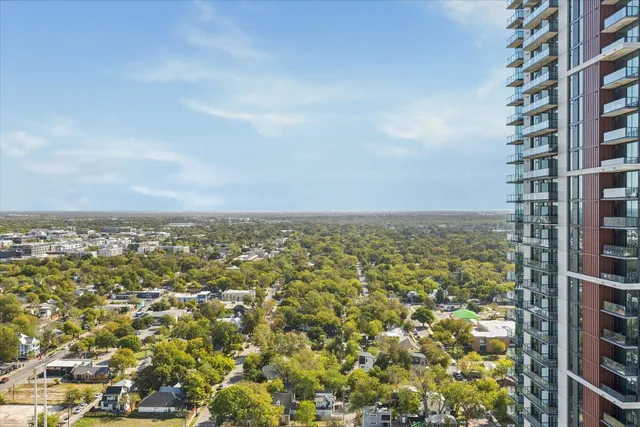 $2,850 | 610 Davis Street, Unit 2201, Austin, TX 78701