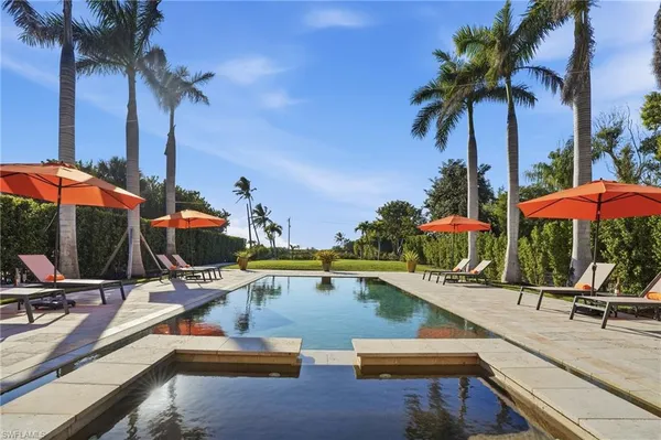 $5,500,000 | 16205 Captiva Drive, Captiva, FL 33924