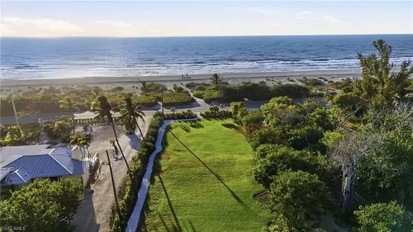 $5,500,000 | 16205 Captiva Drive, Captiva, FL 33924