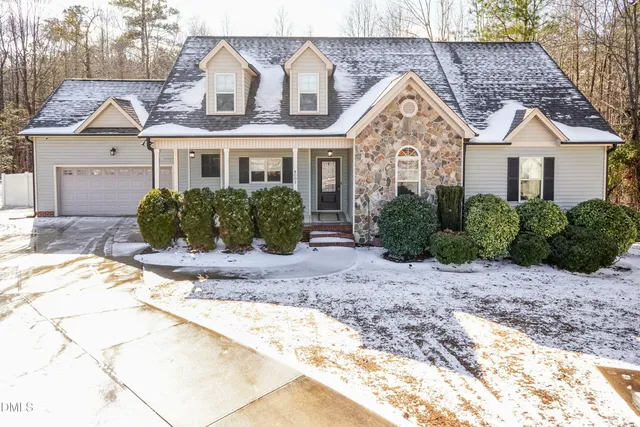 $435,000 | 4001 Hopkins Trace Lane, Zebulon, NC 27597