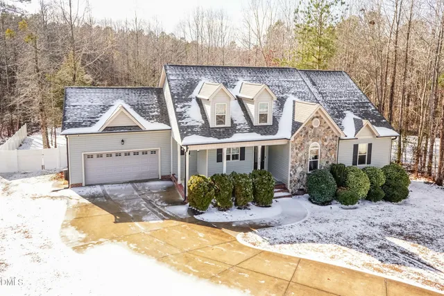 $435,000 | 4001 Hopkins Trace Lane, Zebulon, NC 27597