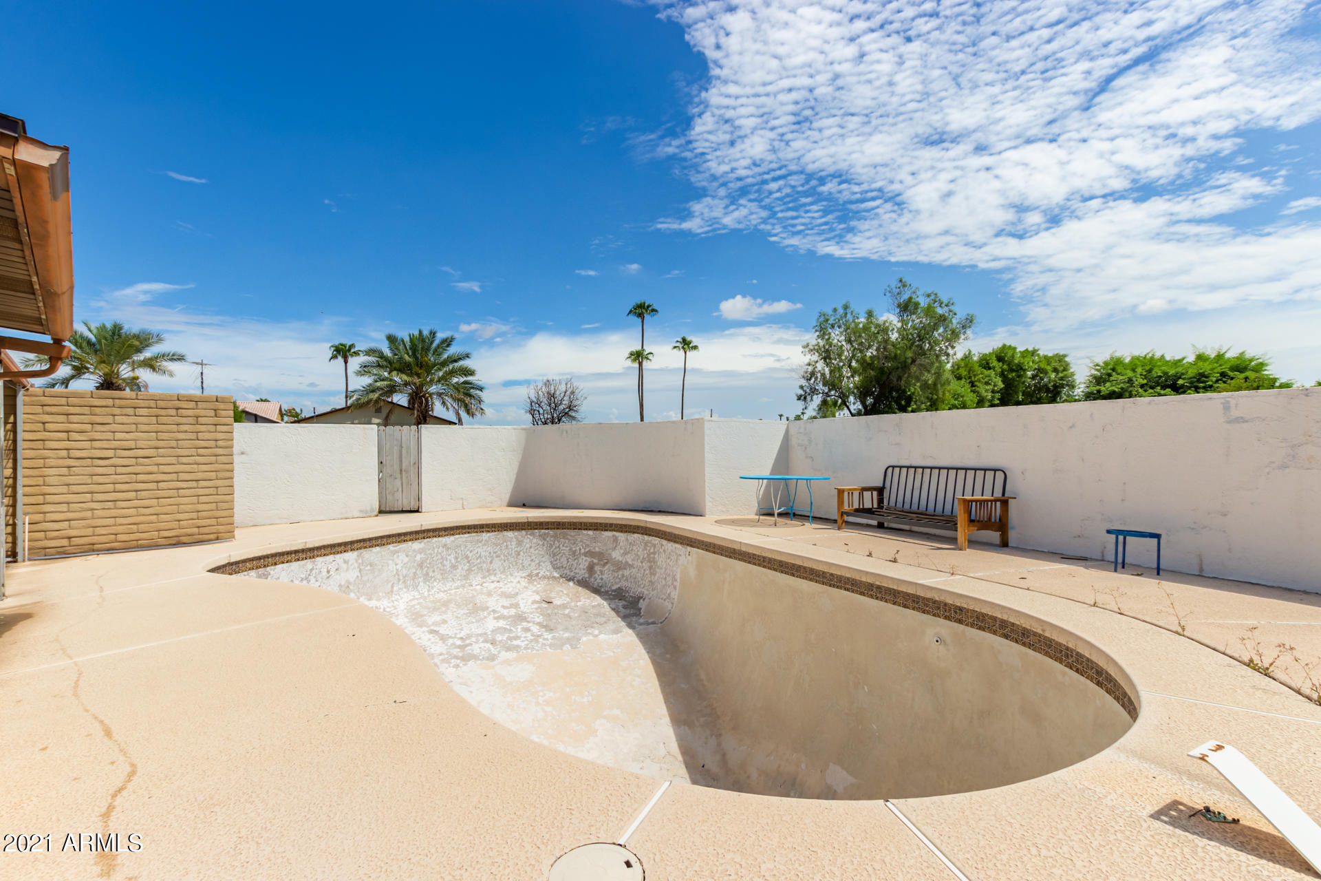 18835 North 25th Way Phoenix, AZ 85050 - Photo 22 of 24 a view of outdoor space and swimming pool