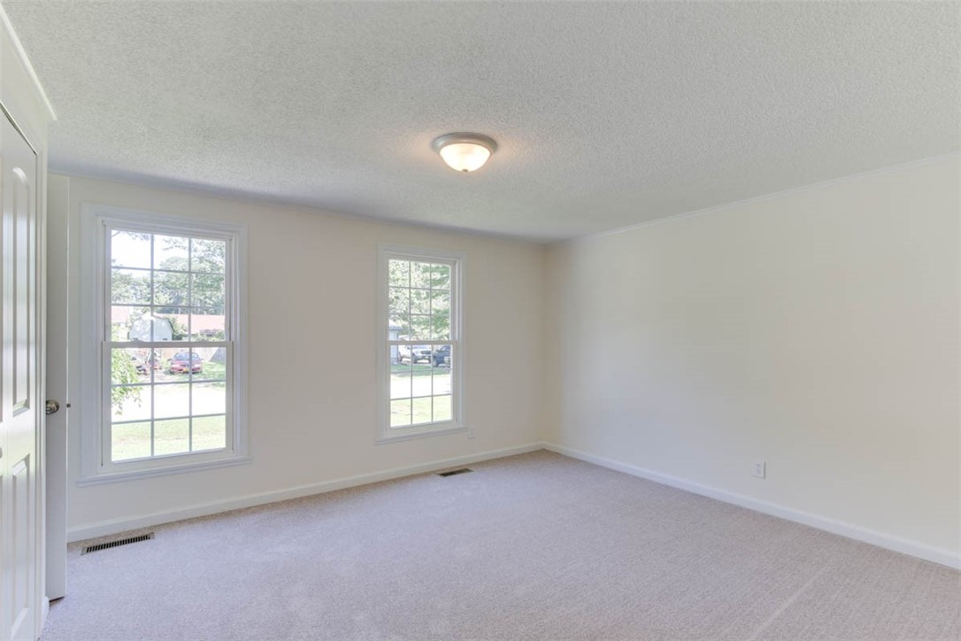 100 Quail Road Yorktown, VA 23692 - Photo 22 of 35
